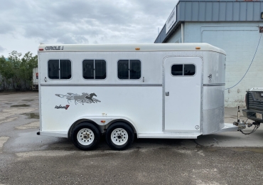 3H aluminum bumper pull horse trailer